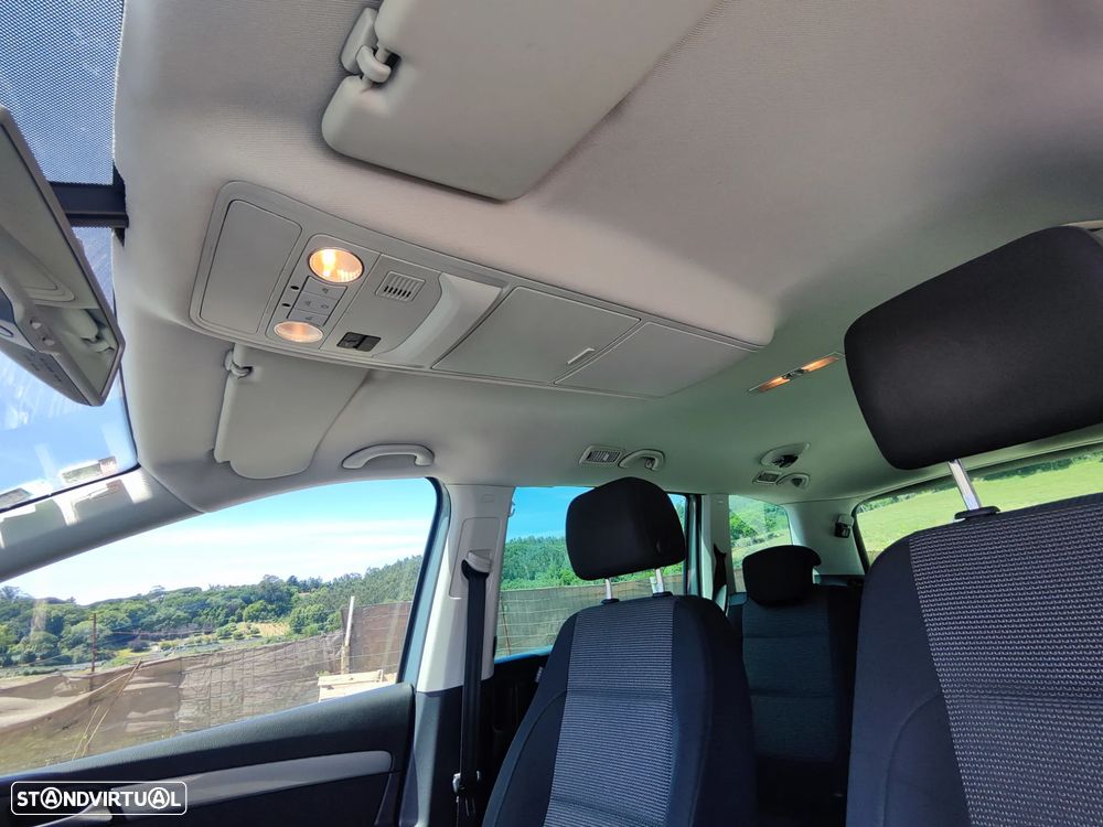 VW Sharan 2.0 TDI Confortline - 14