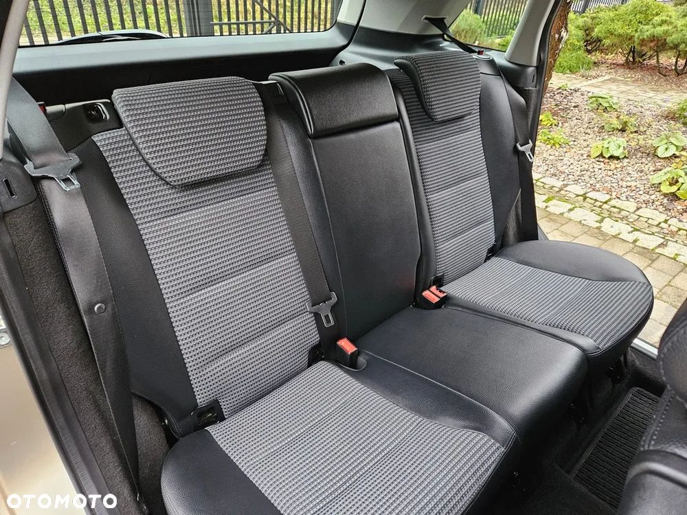 Mercedes-Benz Klasa B - 21