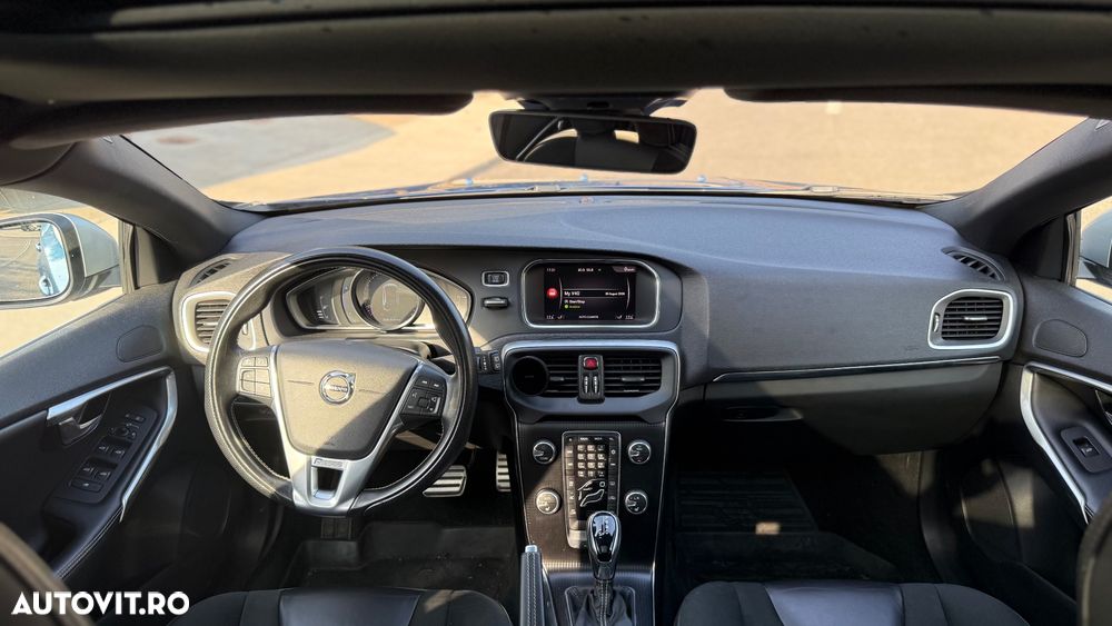 Volvo V40 T3 Aut. Inscription - 28