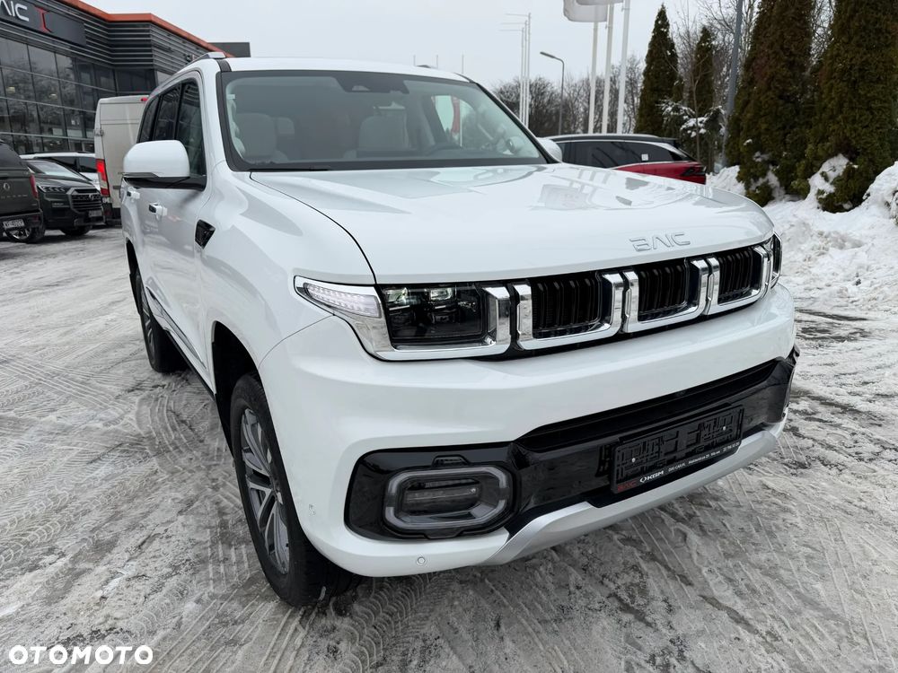 BAIC BJ60 mHEV Flagship 4x4 - 12