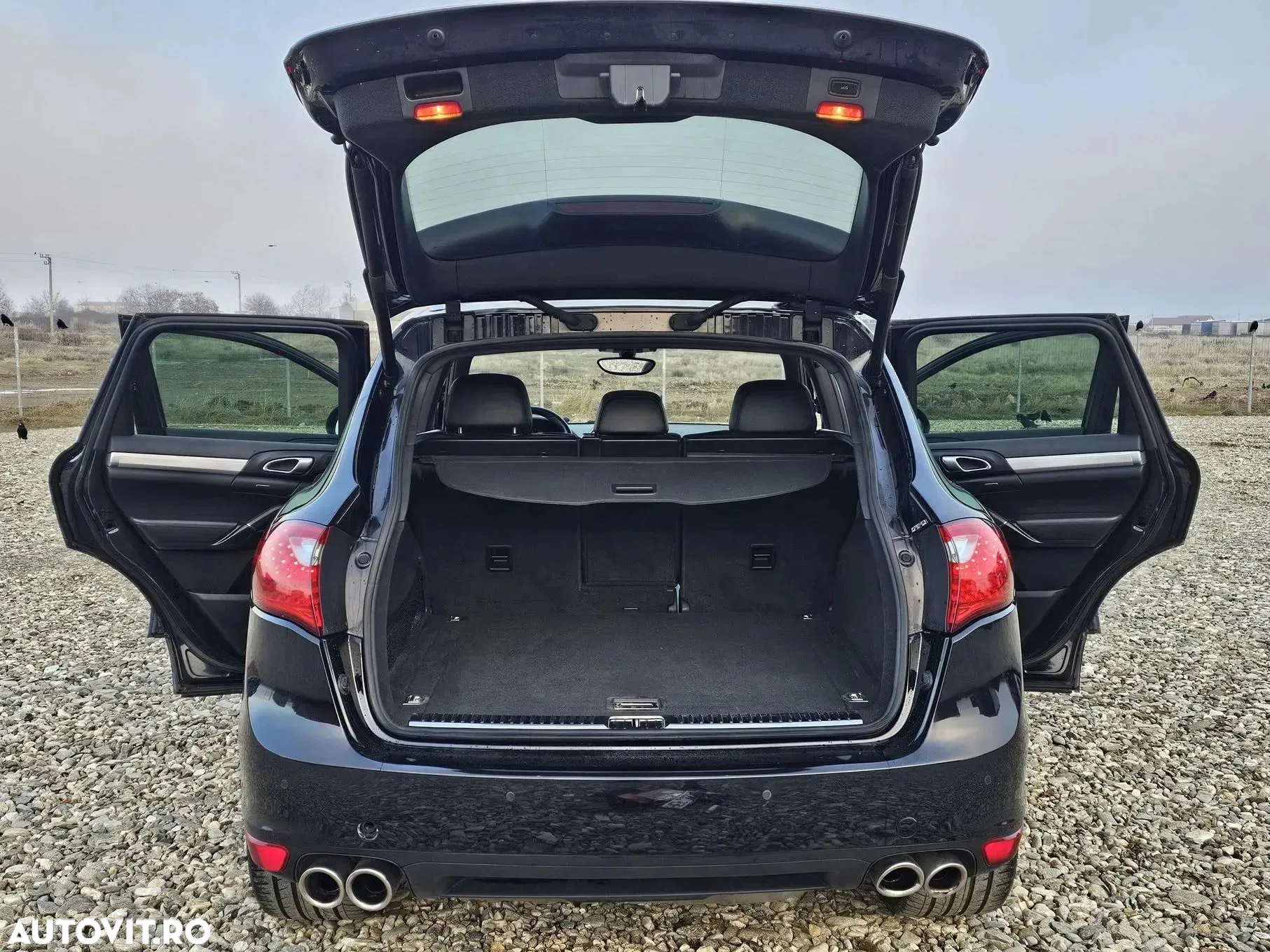 Porsche Cayenne Diesel Platinum Edition - 28