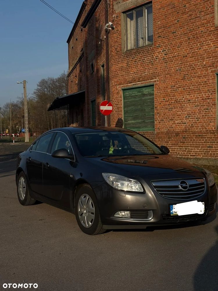 Opel Insignia 1.8 - 2