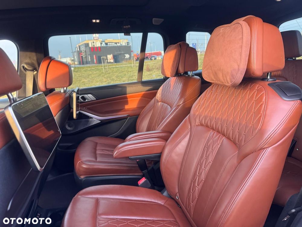 BMW X7 M50d sport - 18