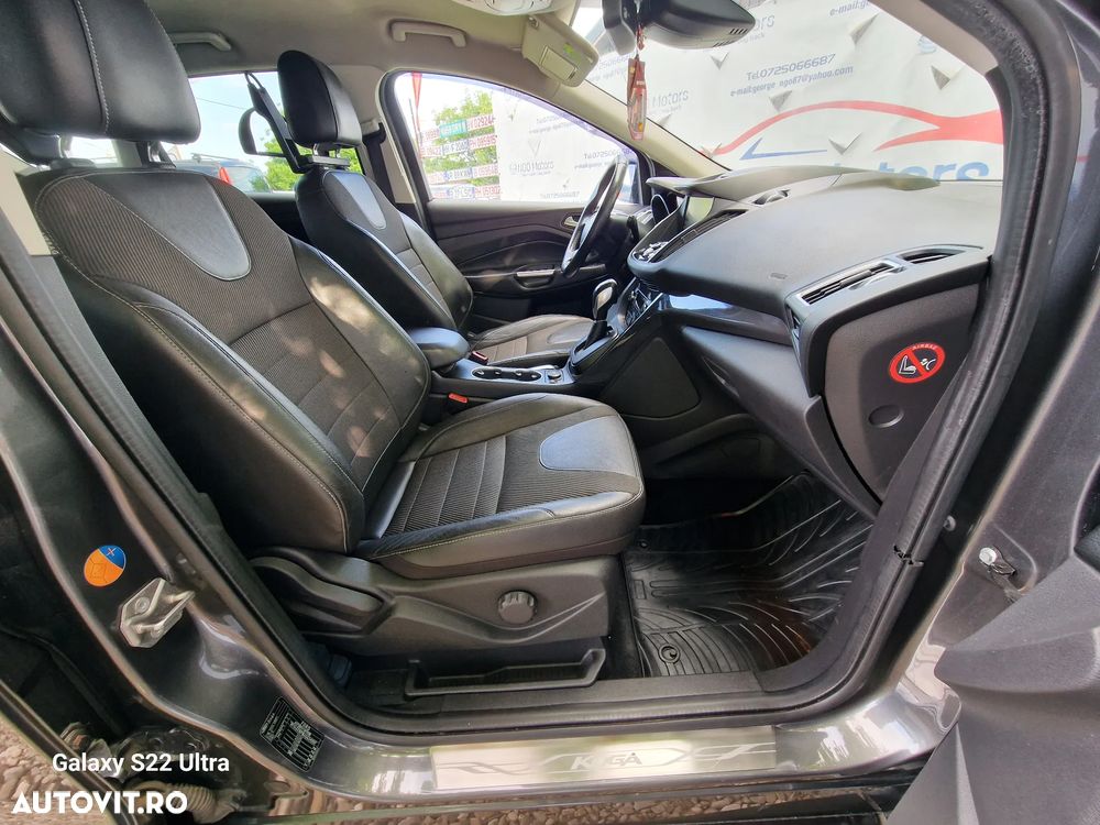 Ford Kuga 2.0 TDCi 4x4 Aut. ST-Line - 19