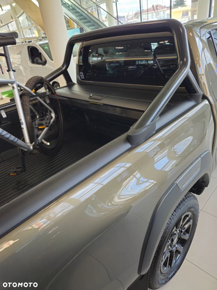 Toyota Hilux 2.8 D-4D Double Cab Invincible 4x4 - 8