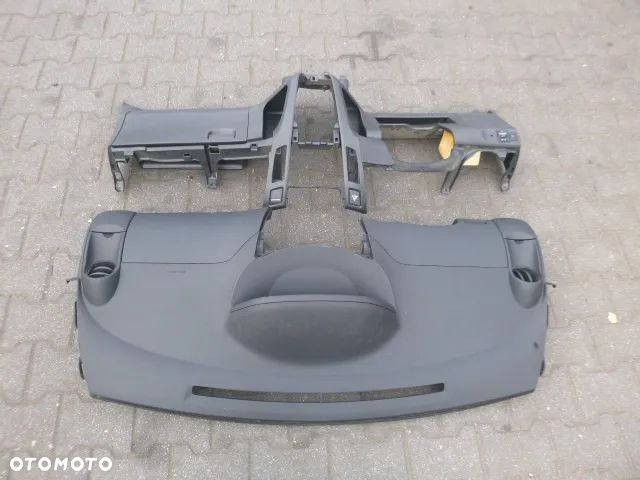 DESKA ROZDZIELCZA KONSOLA TOYOTA YARIS II 06-09T - 7