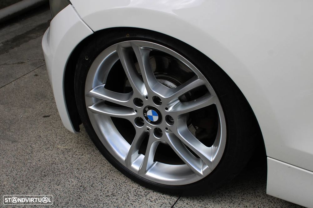 BMW 123 d Limited Edition Lifestyle c/ M Sport Pack - 48