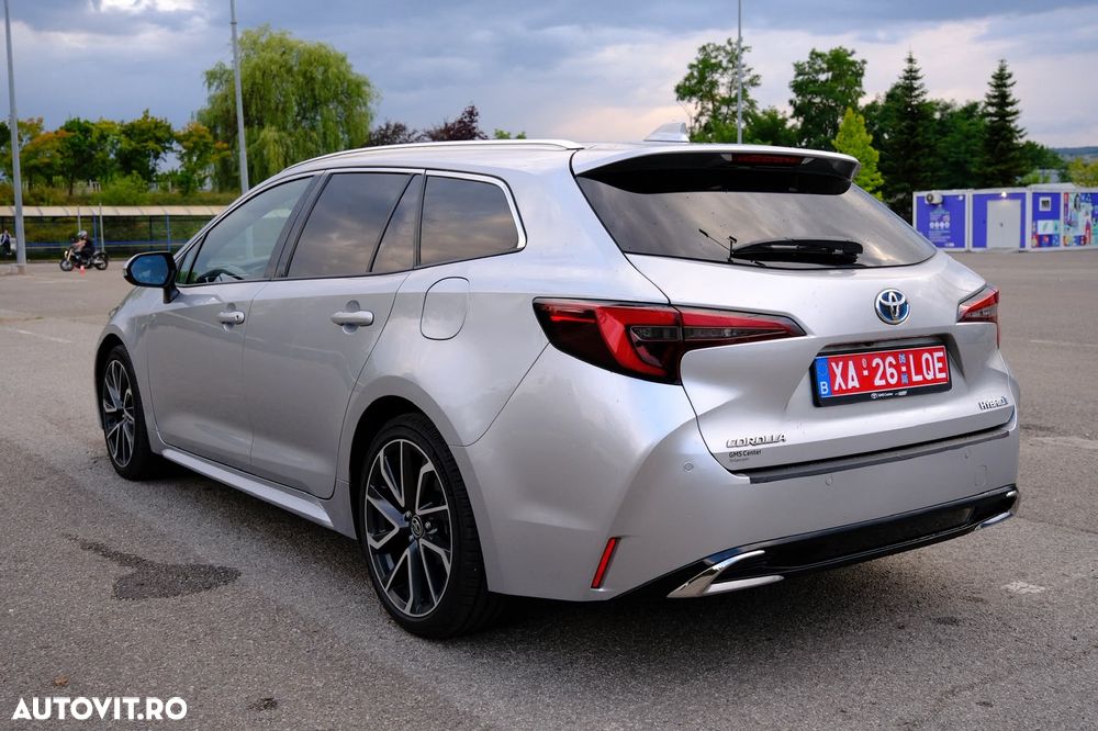 Toyota Corolla - 13