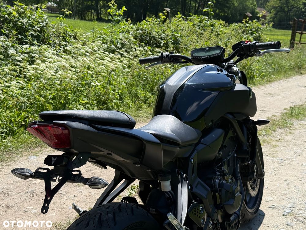 Yamaha MT - 5