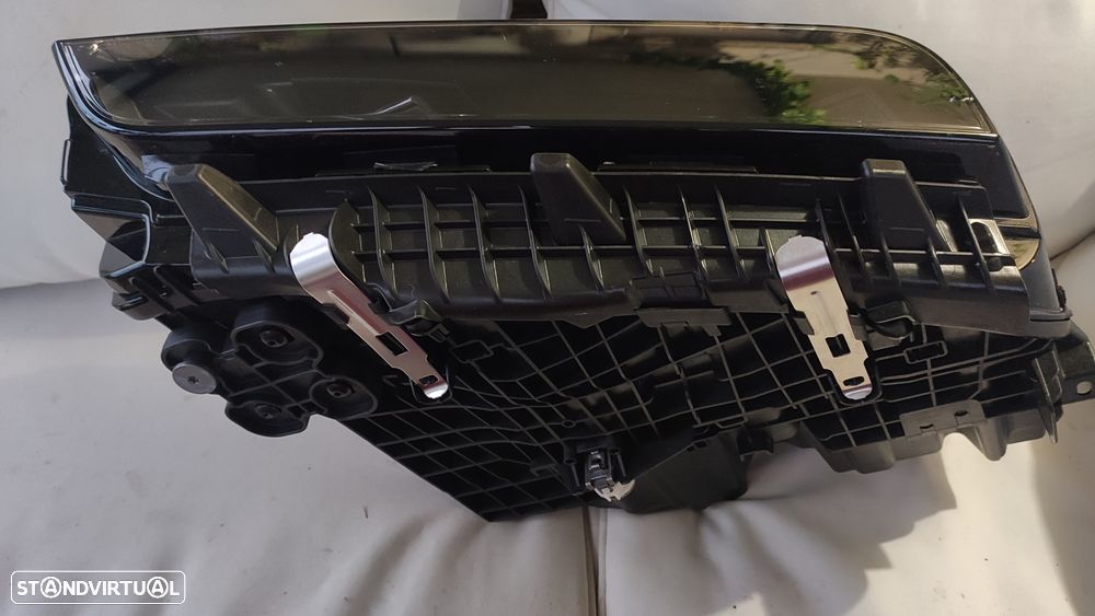 farol esquerdo full Led BMW série 7 G70 - 5A63711 - 5