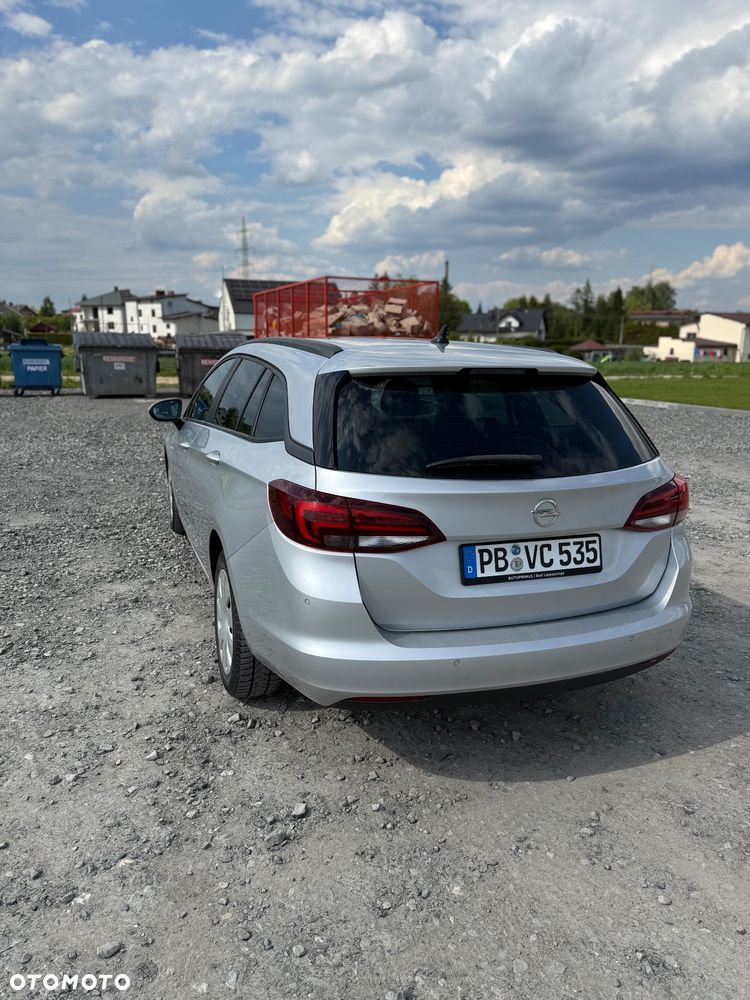 Opel Astra 1.6 D Start/Stop 120 Jahre - 9