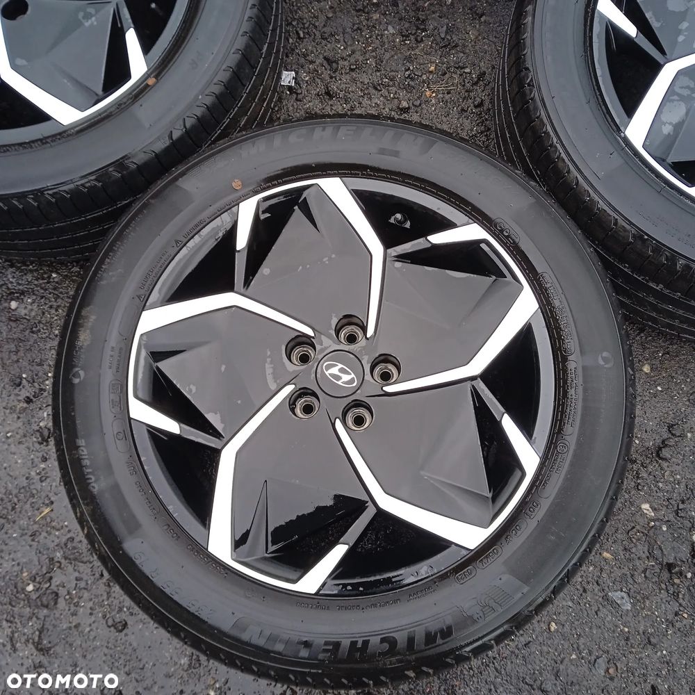 Koła felgi Hyundai 19" 5x114.3 235/55/19 - 4
