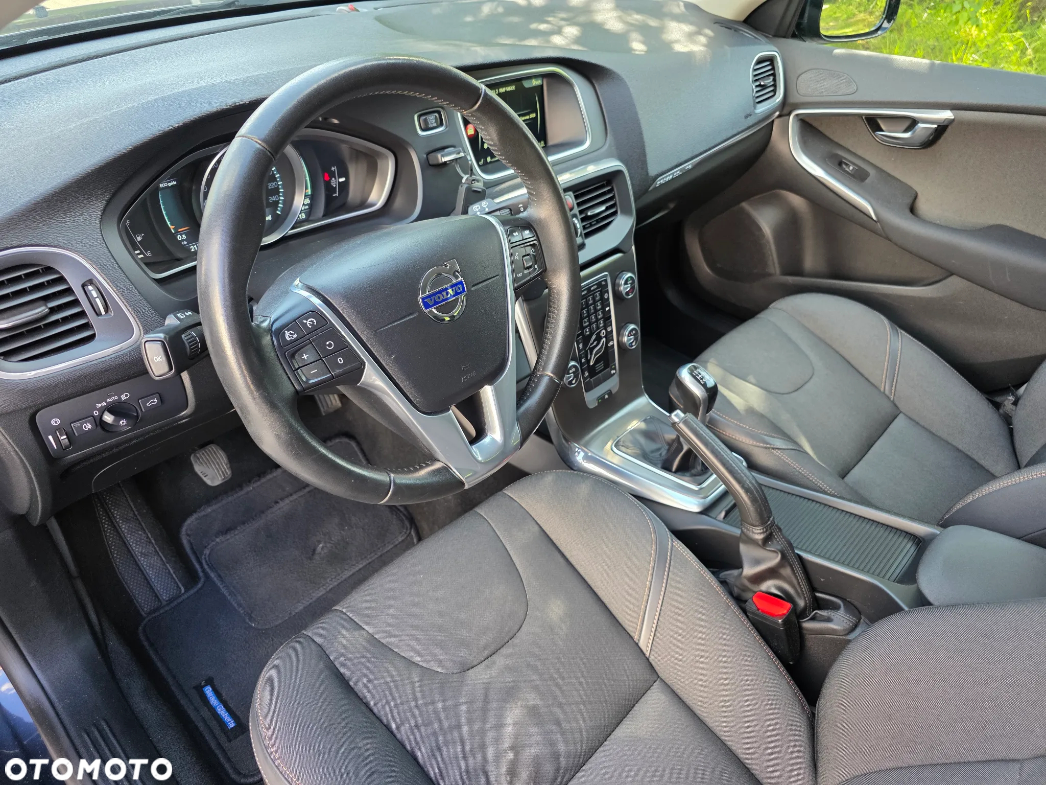 Volvo V40 Cross Country D2 Drive-E SCR Dynamic Edition - 23