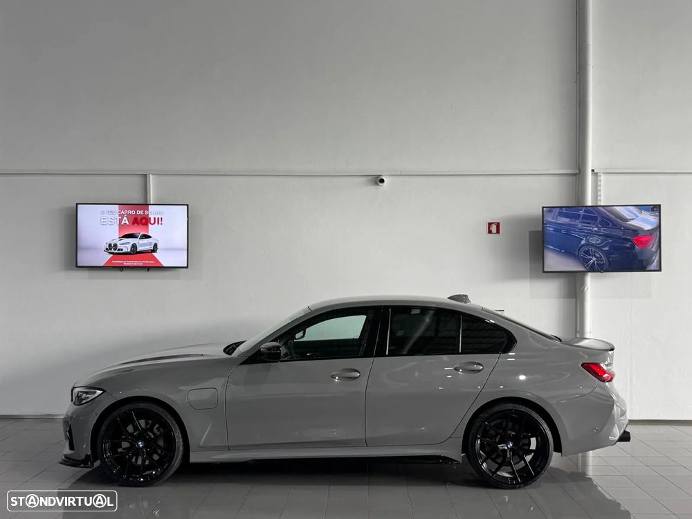 BMW 330 e Pack M Auto - 12