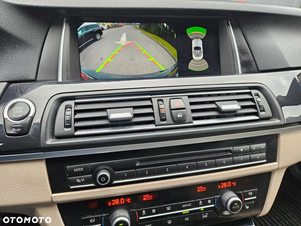 BMW Seria 5 520d xDrive Luxury Line - 19