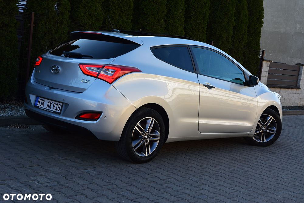 Hyundai i30 1.6 CRDi Premium - 12