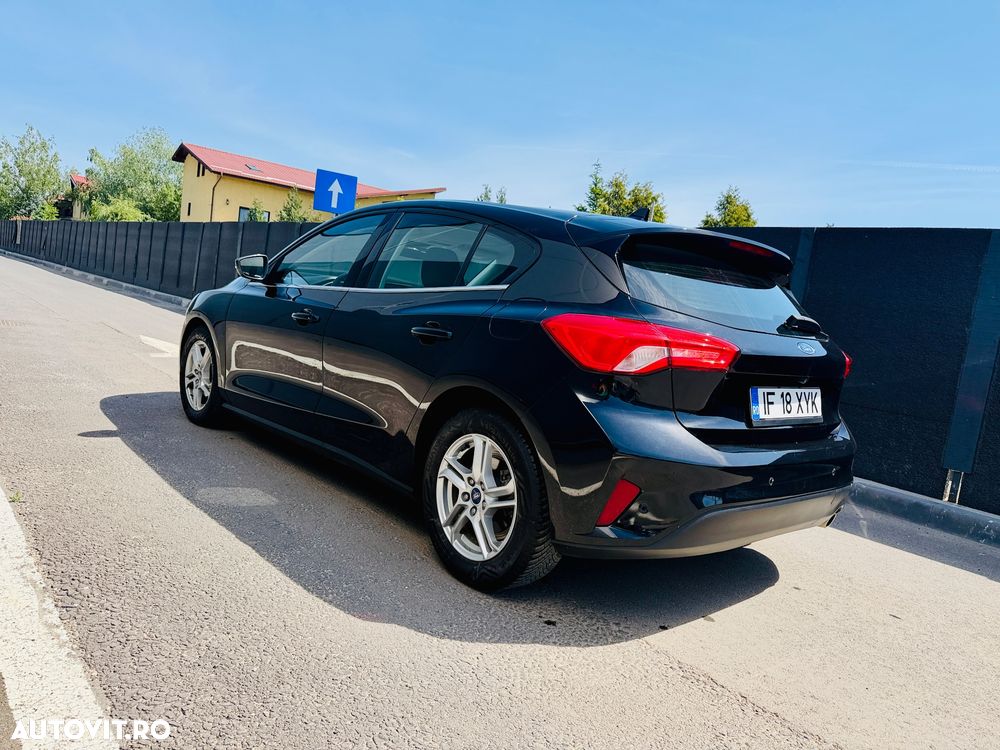 Ford Focus 1.0 EcoBoost Trend Edition - 13