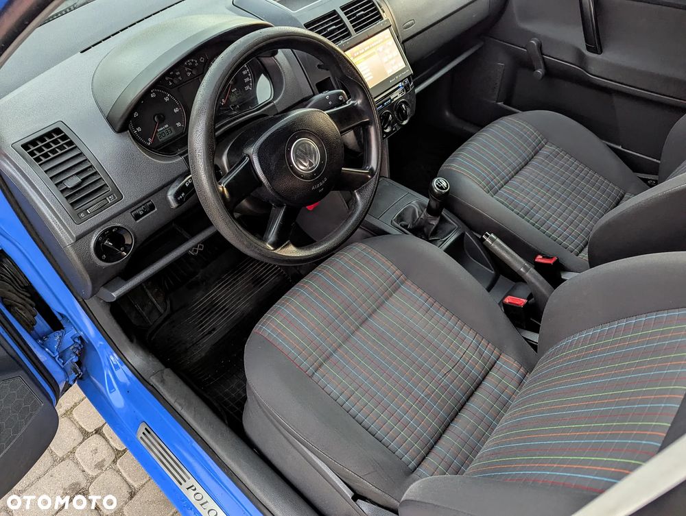Volkswagen Polo 1.2 Comfortline - 25