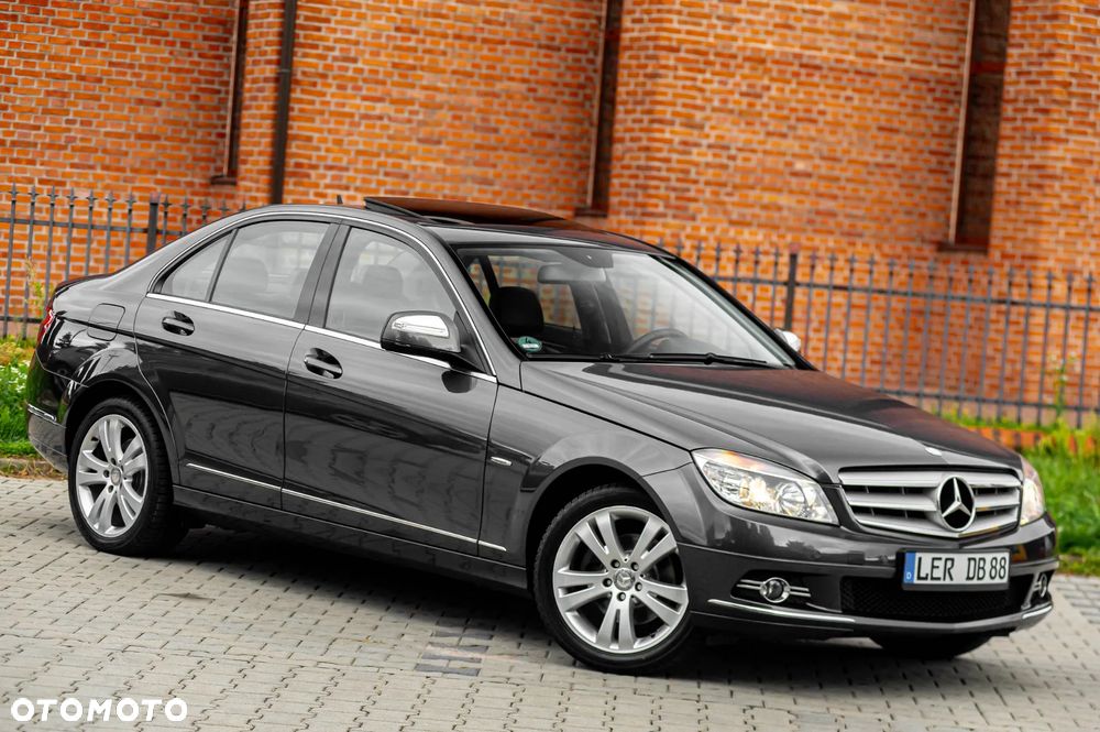 Mercedes-Benz C-Class 2008 photo 4