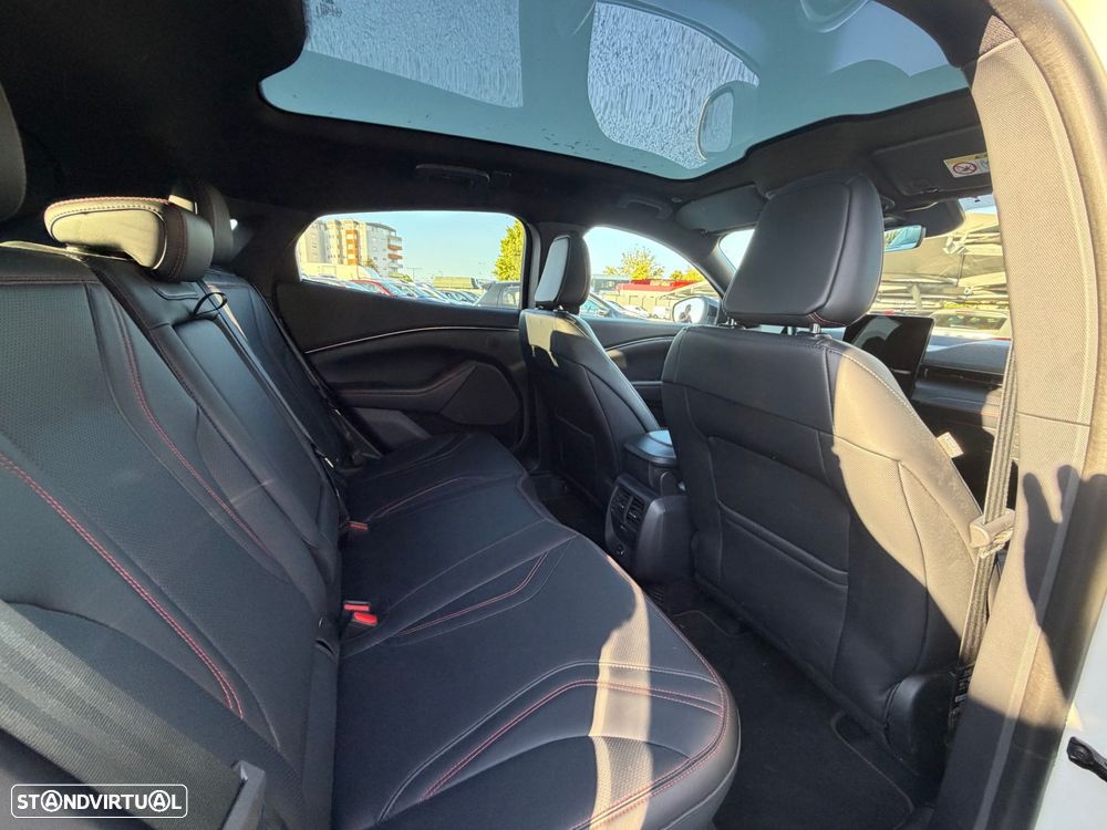 Ford Mustang Mach-E 98.7 kWh Premium AWD - 14