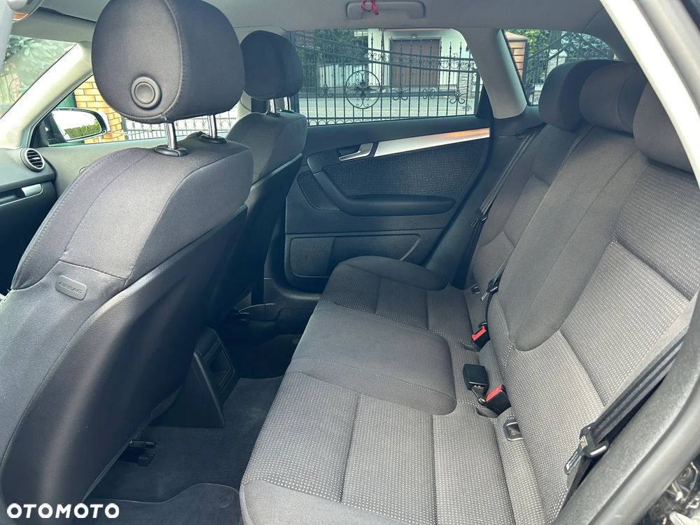 Audi A3 Sportback - 17
