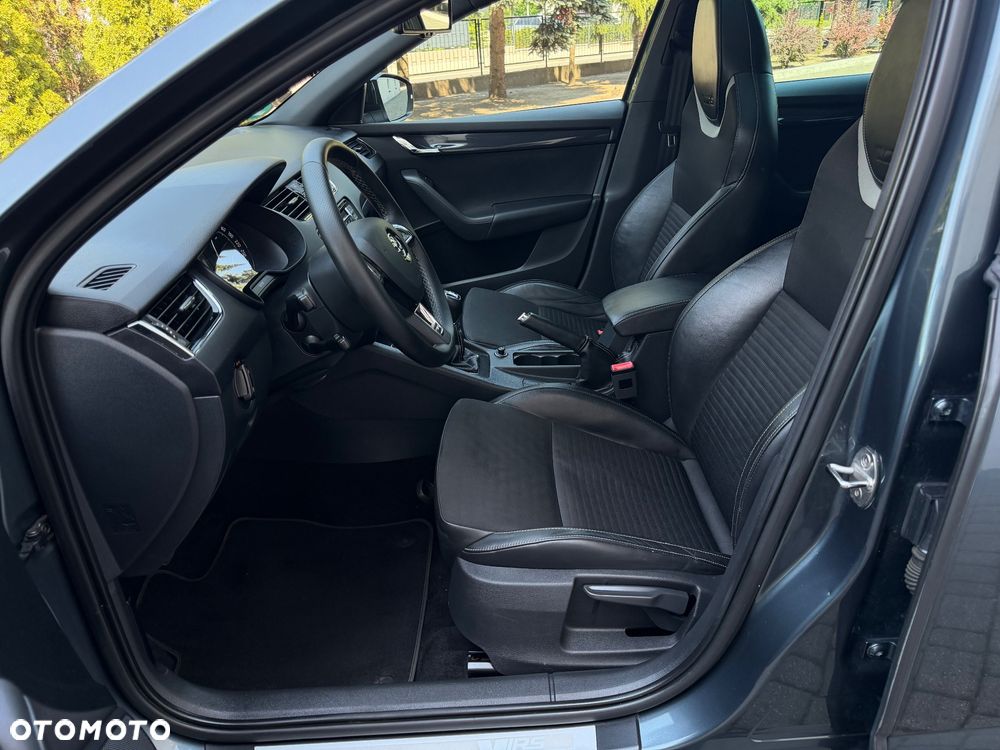 Skoda Octavia 2.0 TSI (Green tec) RS - 15