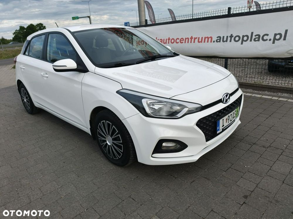 Hyundai i20 - 8