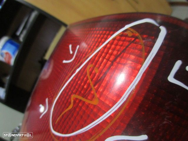 Farol Tras 6388201264 6388201464 6388201664 6388201864 MERCEDES VITO 1 COMBI W638 1999 2.2CDI 112CV 4P VERDE TROPA ESQ ORIGINAL YORCA Danificado - 3