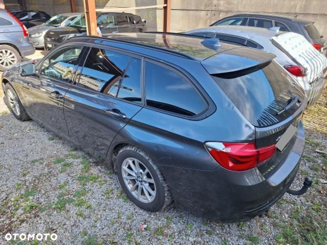 BMW Seria 3 320d xDrive - 2