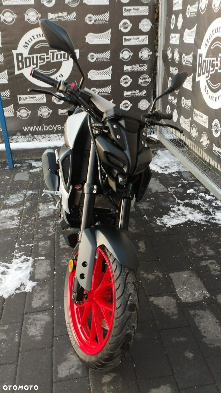 Yamaha MT - 2
