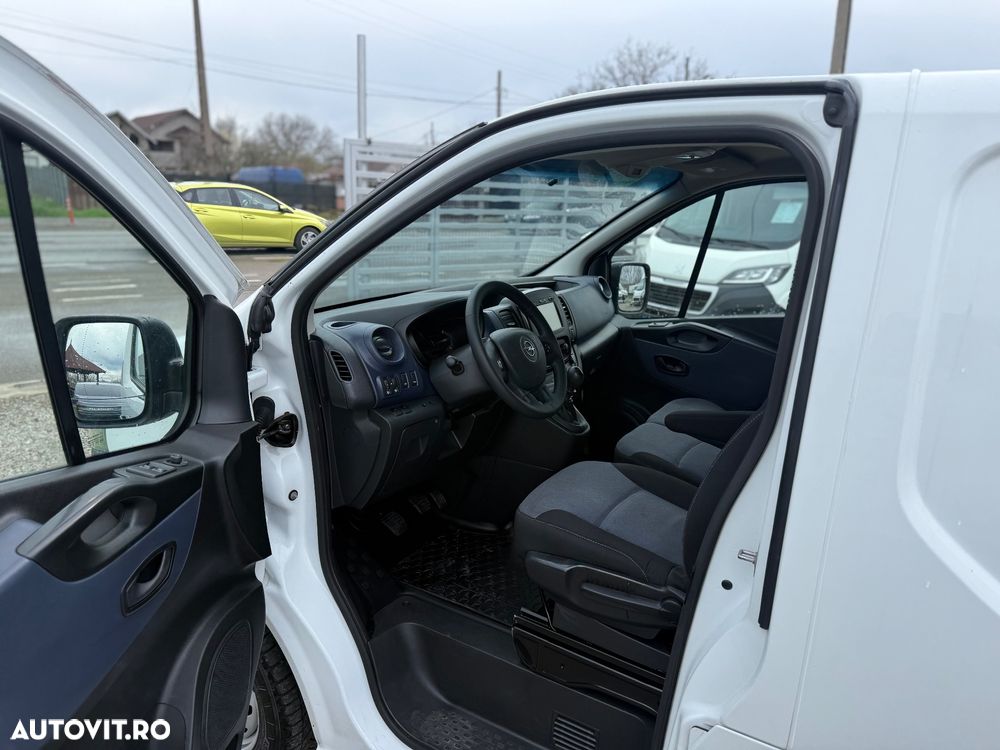Opel VIVARO - 9