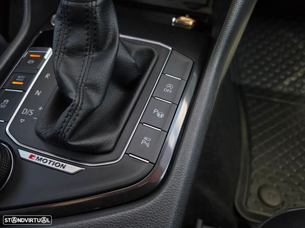VW Tiguan 2.0 TDI Highline DSG 4Motion - 21