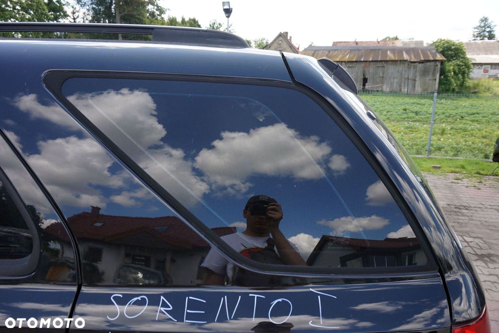 SZYBA KAROSERYJNA TYLNA LEWA BOCZNA SORENTO I 87810-3E000 KIA 2002-2007 - 2