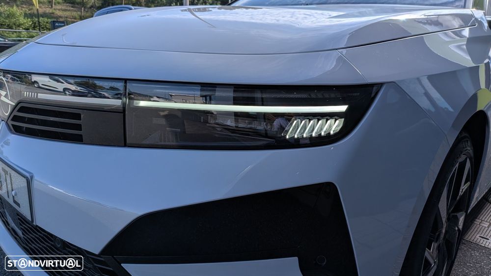 Opel Astra Sports Tourer - 21