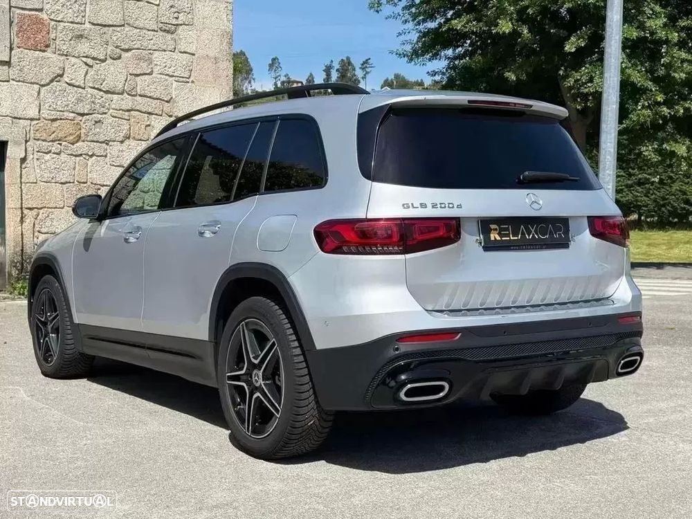 Mercedes-Benz GLB 200 d AMG Line - 12