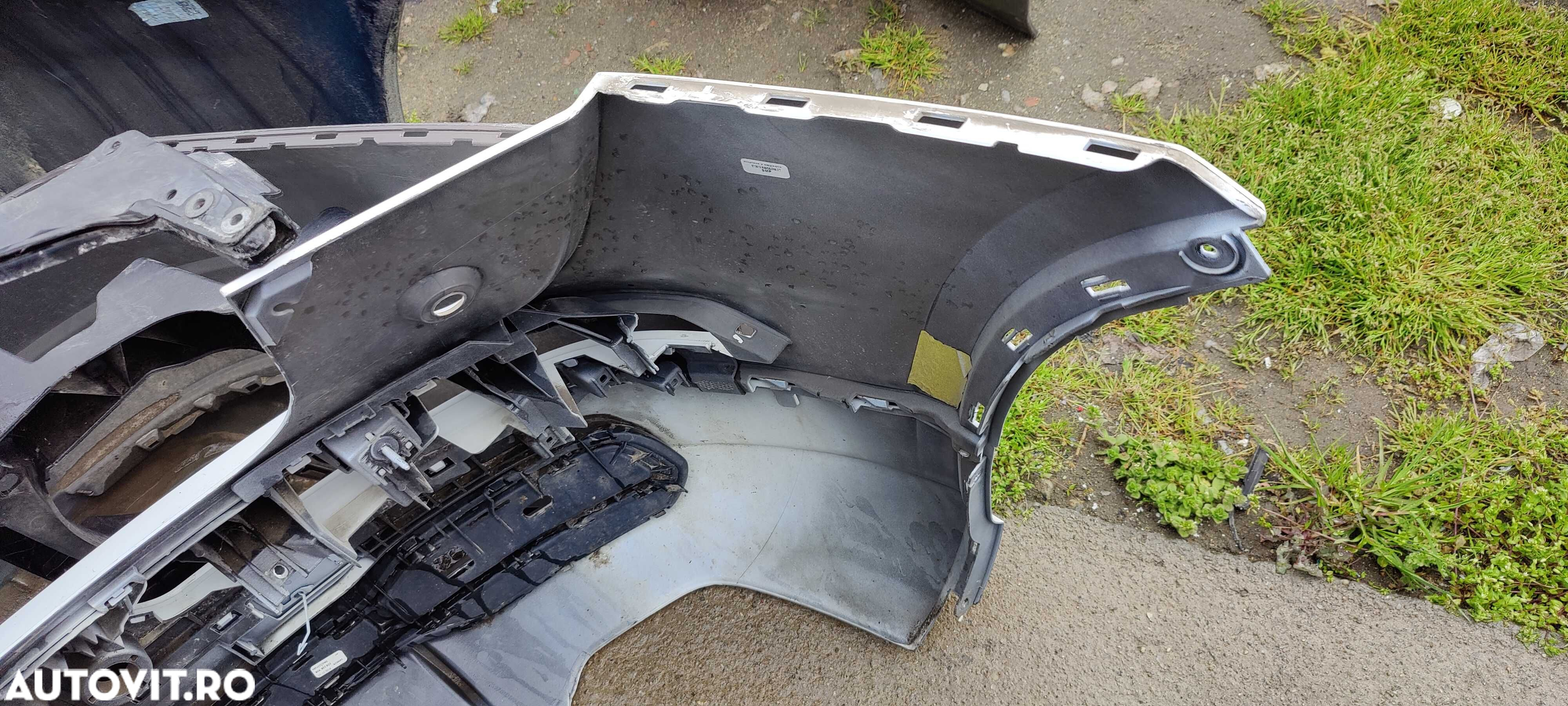 bara spate audi q5 2020 - 8