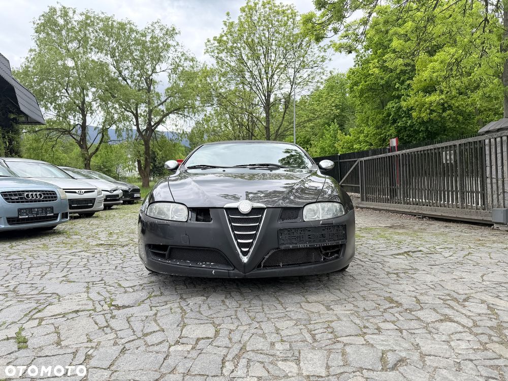 Alfa Romeo GT 1.8TS Impression - 3