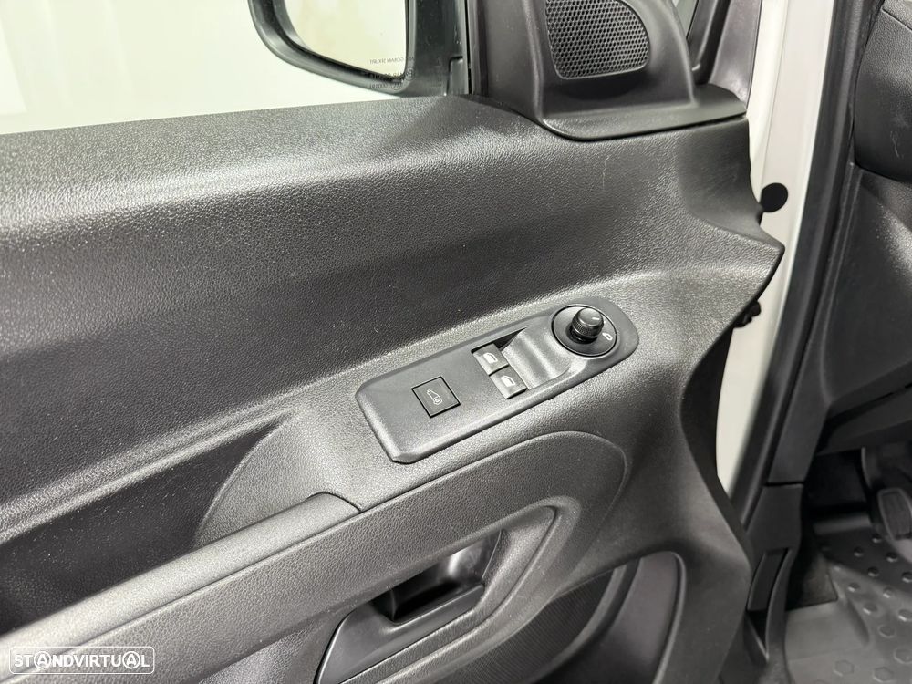 Opel COMBO 1.5 CDTI L1H1 102 CV - IVA DEDUTIVÉL - 3 LUGARES - 21