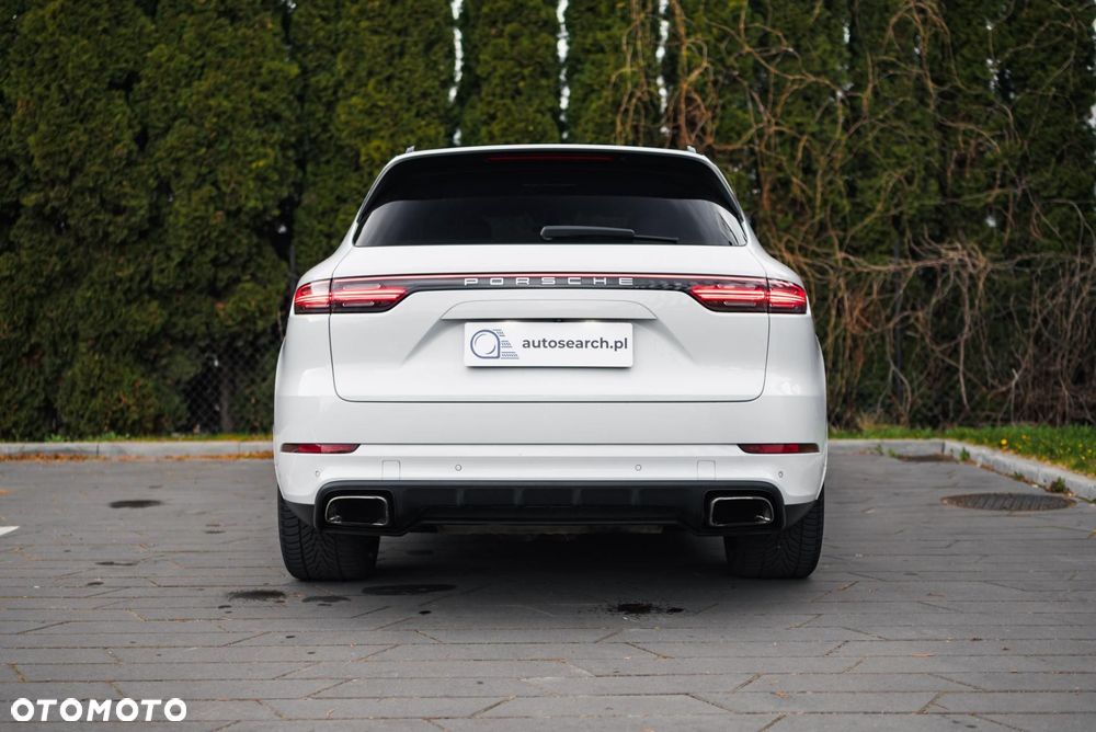 Porsche Cayenne Standard - 5