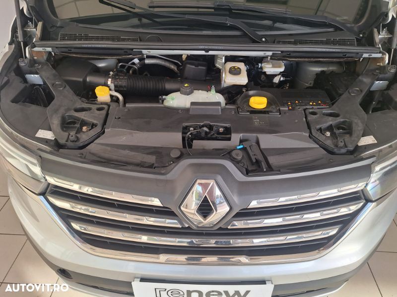 RENAULT Trafic 2022 — imagine 22