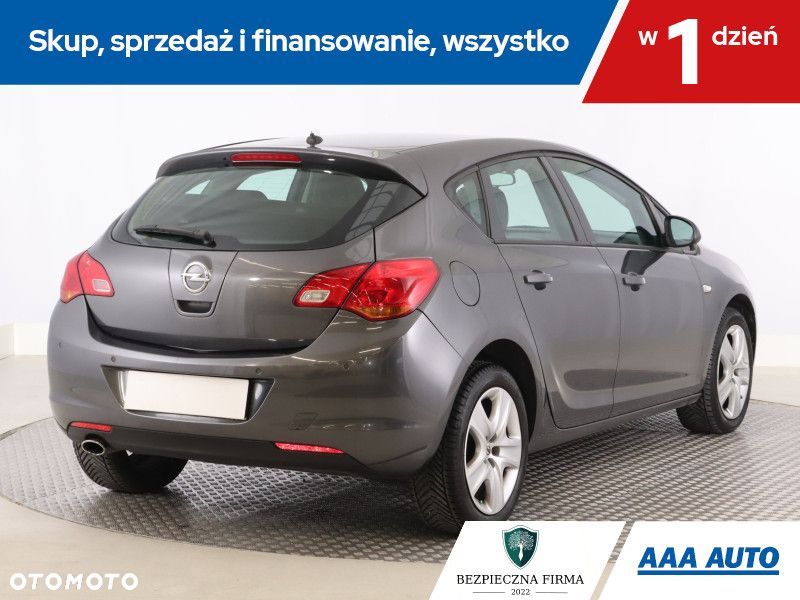 Opel Astra - 7