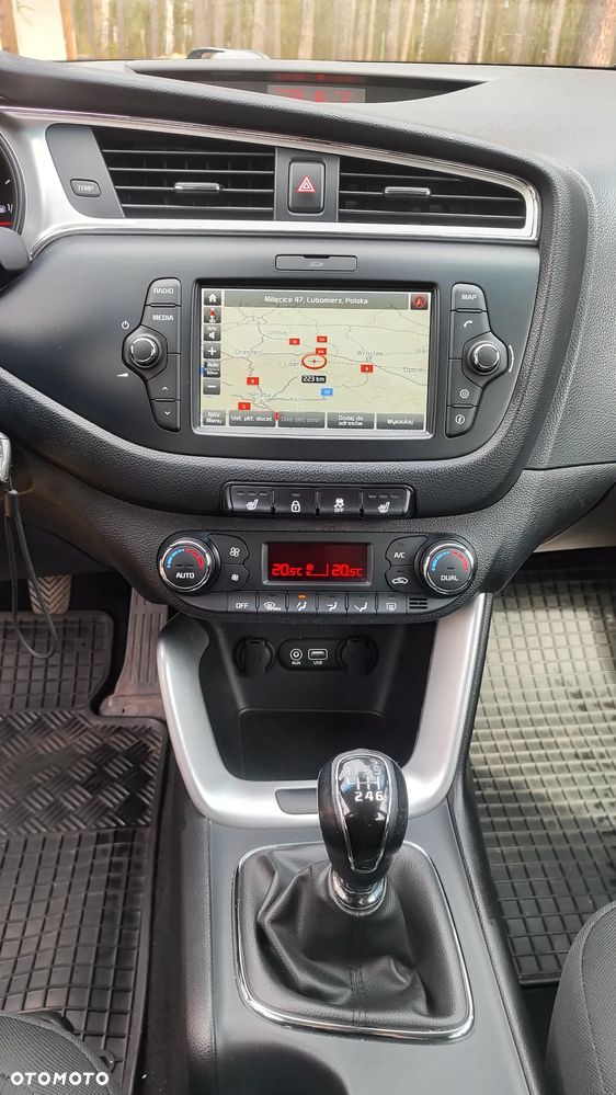 Kia Ceed 1.6 GDI Smart Plus - 11