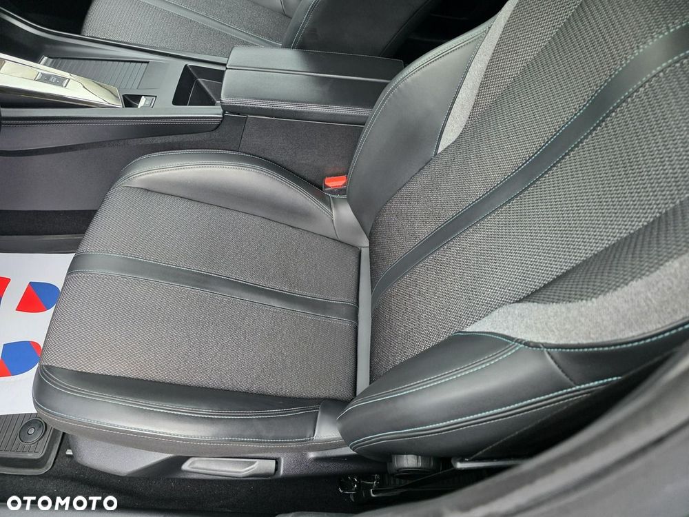 Peugeot 308 1.2 PureTech Allure S&S EAT8 - 35