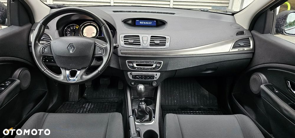 Renault Megane ENERGY TCe 115 Start & Stop Bose Edition - 17