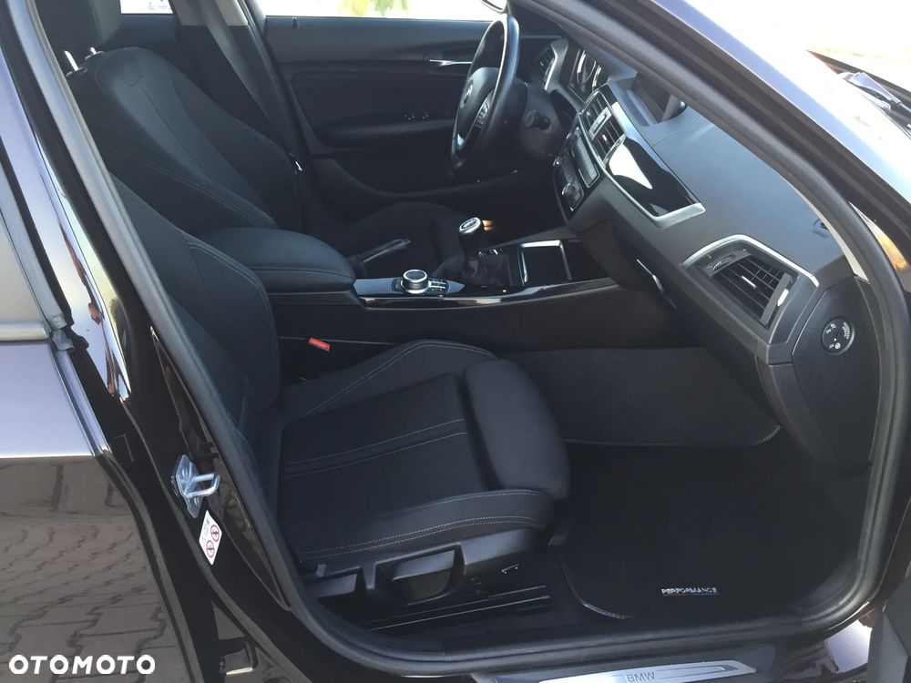 BMW Seria 1 116d EfficientDynamics Sport Line - 16