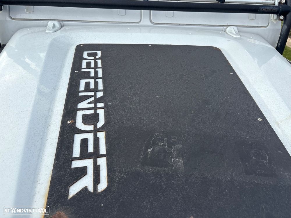 Land Rover Defender 90 2.5 TDi Metal Top - 29