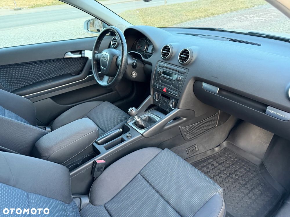 Audi A3 3-drzwiowe 2.0 TDI Attraction - 22