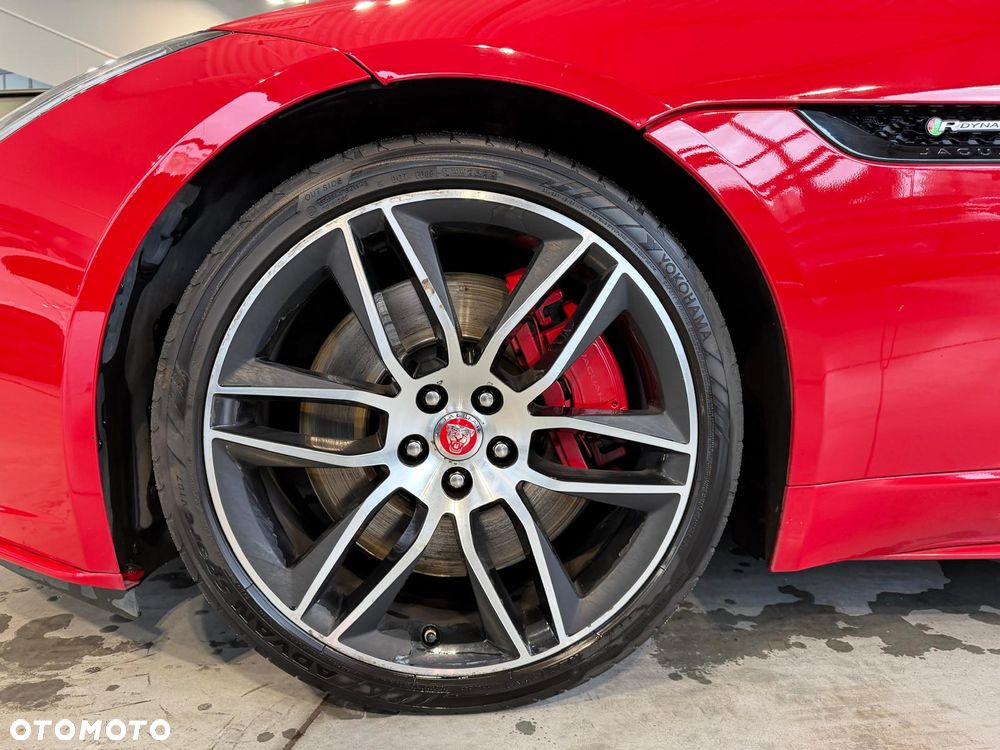 Jaguar F-Type - 8