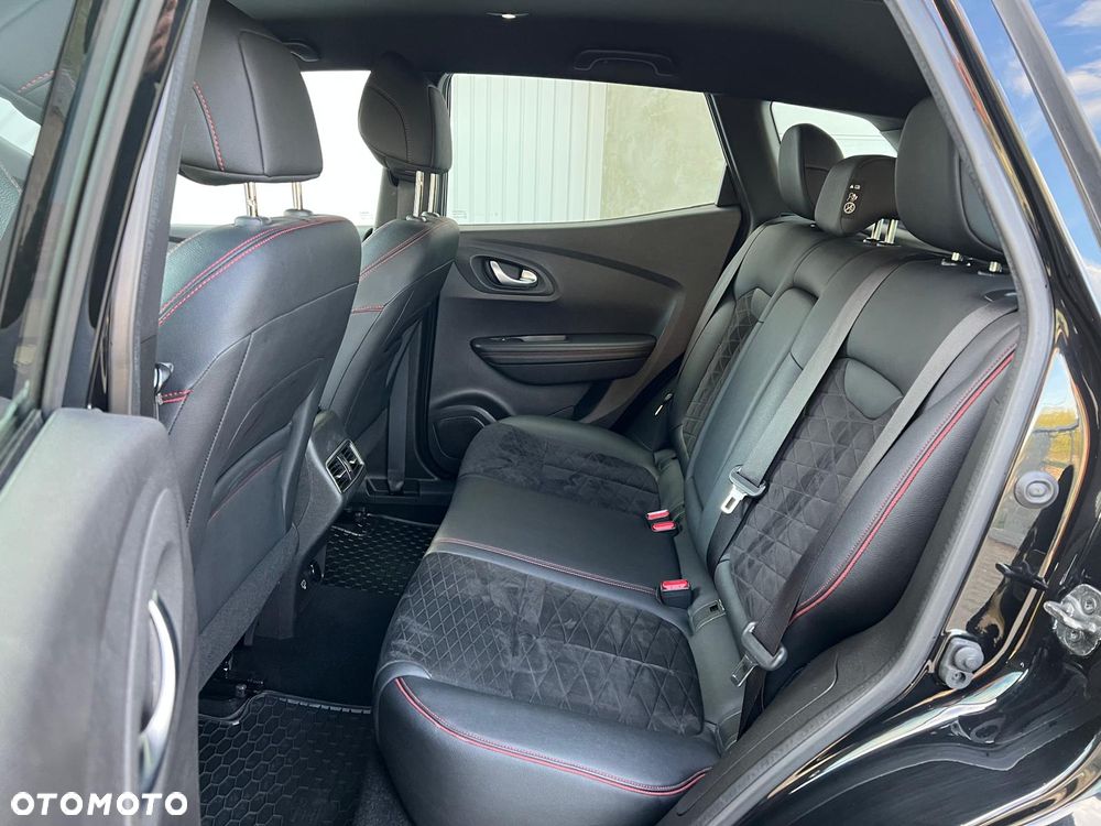 Renault Kadjar TCe 140 EDC GPF BLACK EDITION - 17