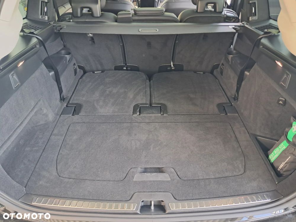 Volvo XC 90 B5 B AWD Ultra Dark 7os - 23